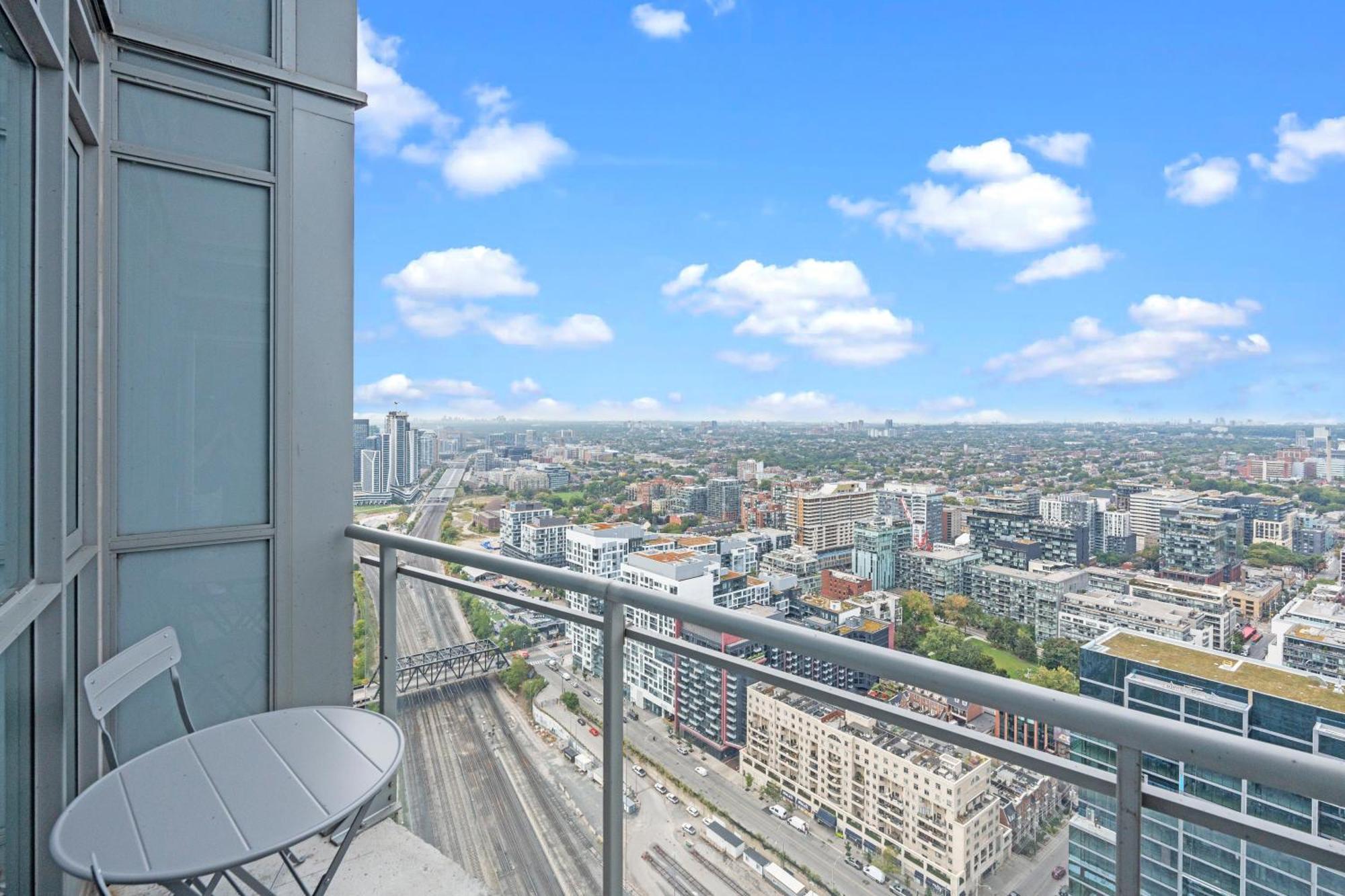 Globalstay Elegant Downtown Apartments Toronto Eksteriør billede